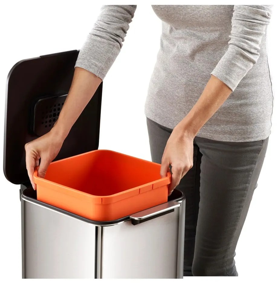 Oceľový odpadkový kôš na triedený odpad v striebornej farbe 40 l Totem Compact – Joseph Joseph