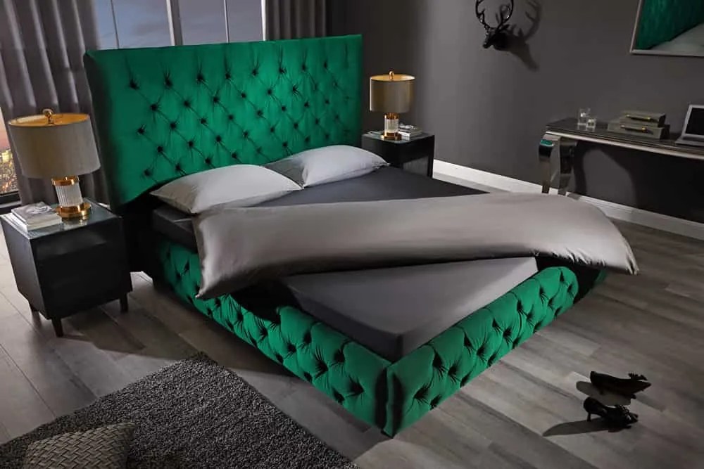 Dizajnová posteľ Laney Chesterfield 180 x 200 cm zelený zamat