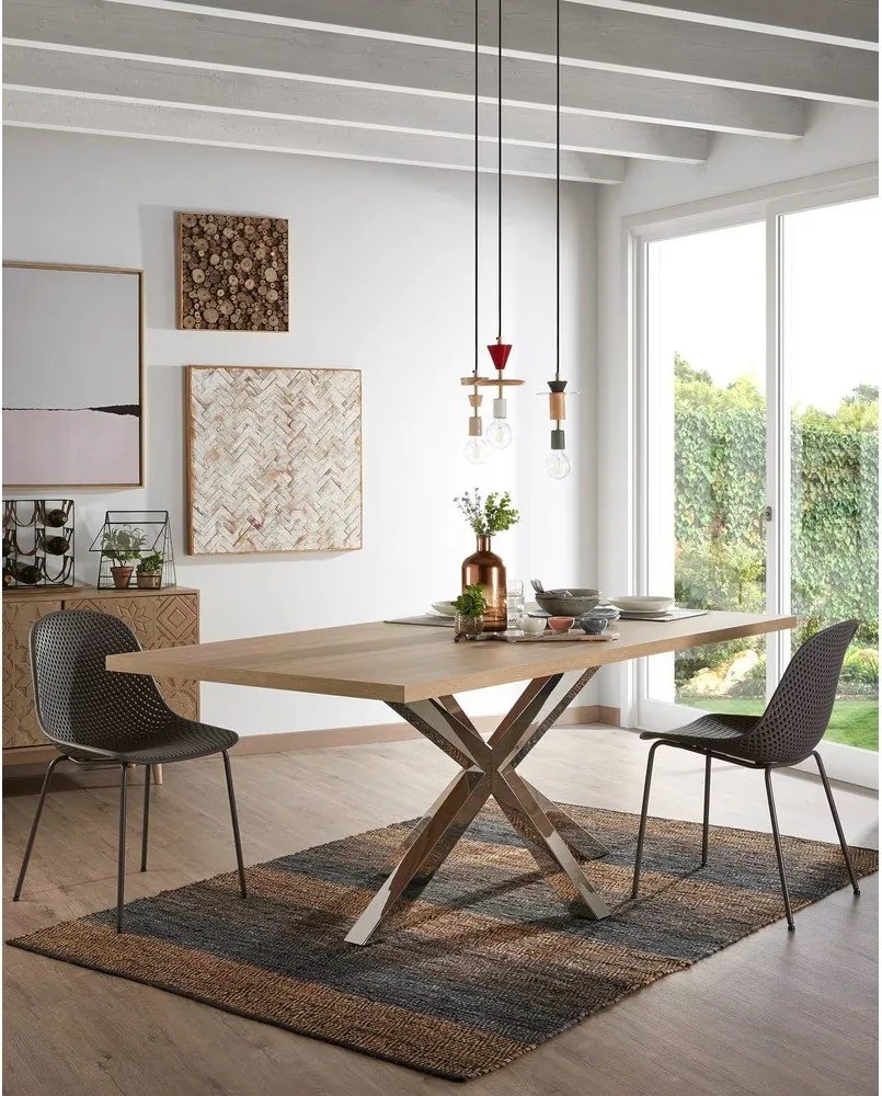 Tmavosivá kovová záhradná stolička Quinby – Kave Home