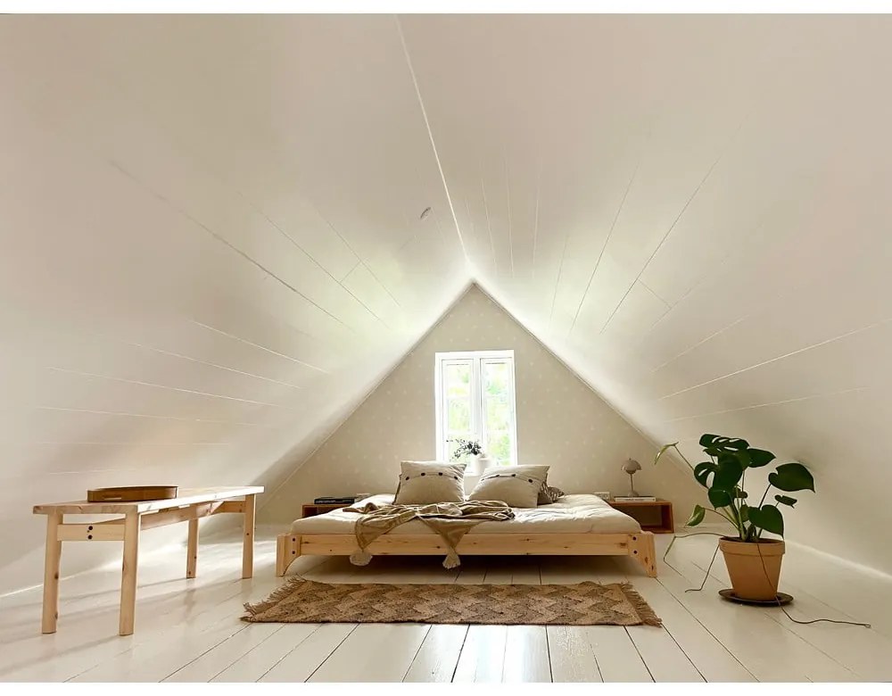 Dvojlôžková posteľ z borovicového dreva s roštom 180x200 cm Elan – Karup Design