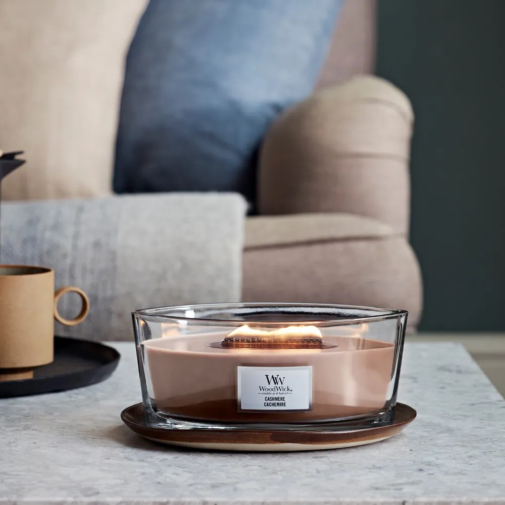 Vonná sviečka WoodWick Cashmere, 453 g