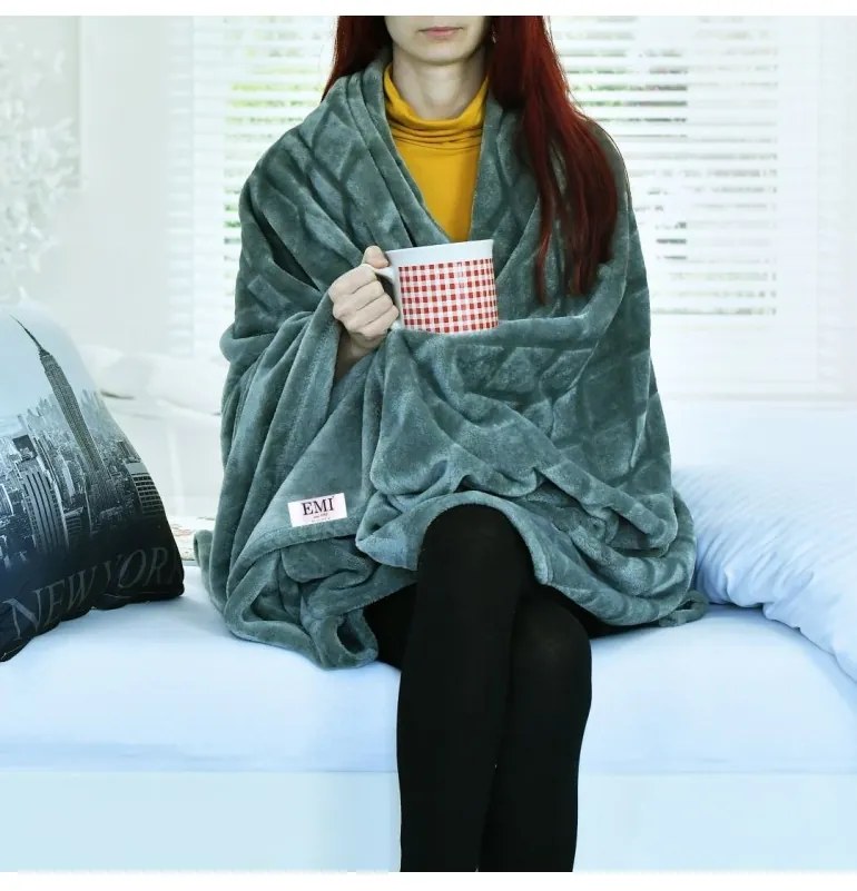 Deka sivá Luxur 150 x 200 cm EMI