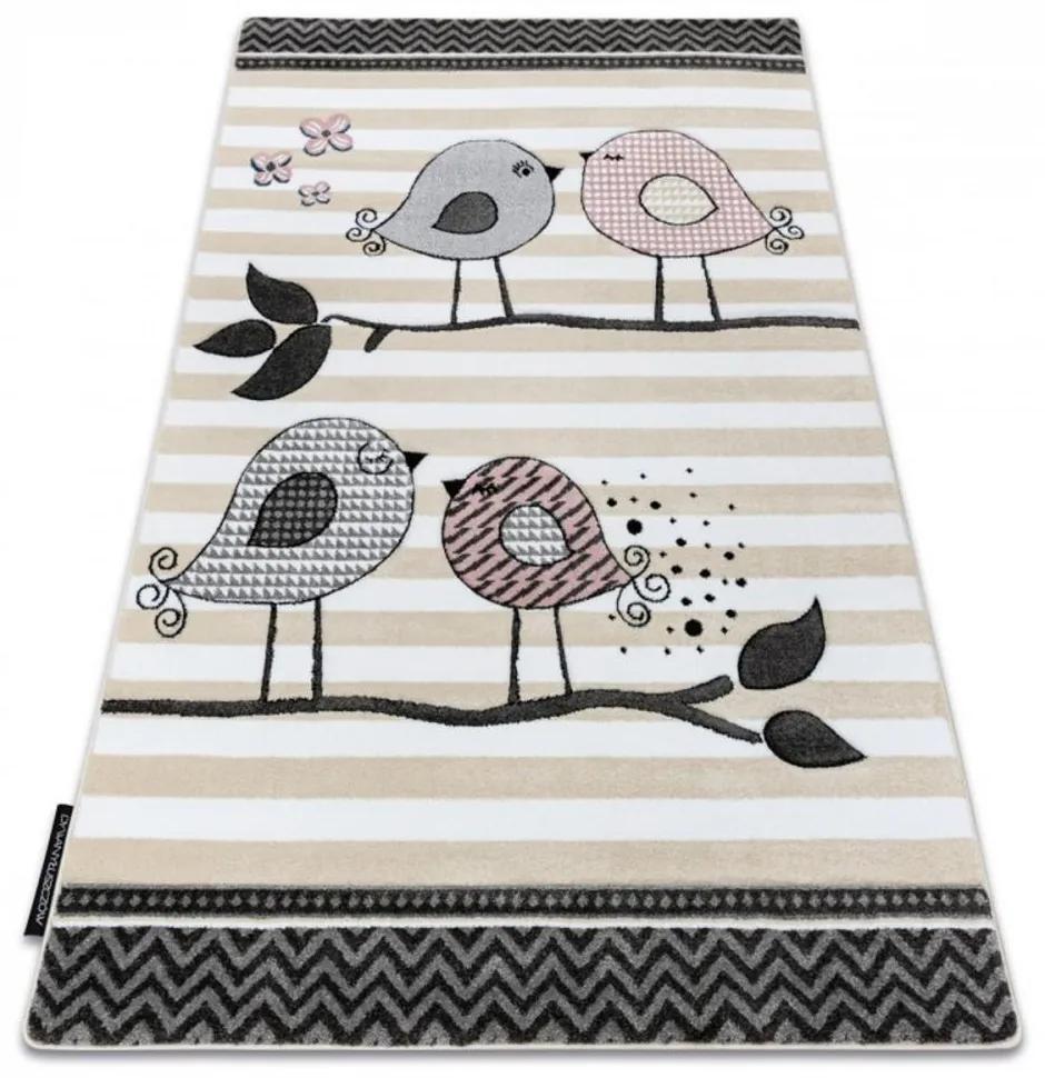 Detský kusový koberec Vtáčiky krémový 140x190cm