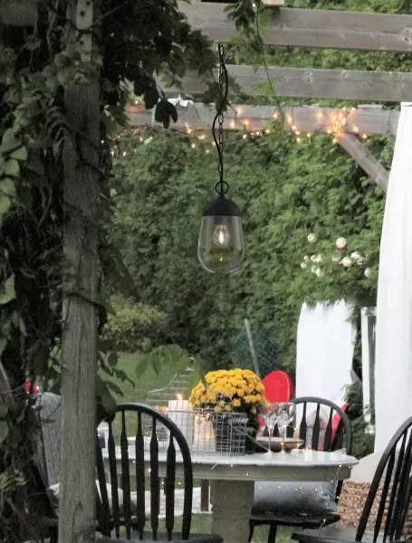 Vonkajšie záhradné svietidlo Omika B 15 tmavo sivé
