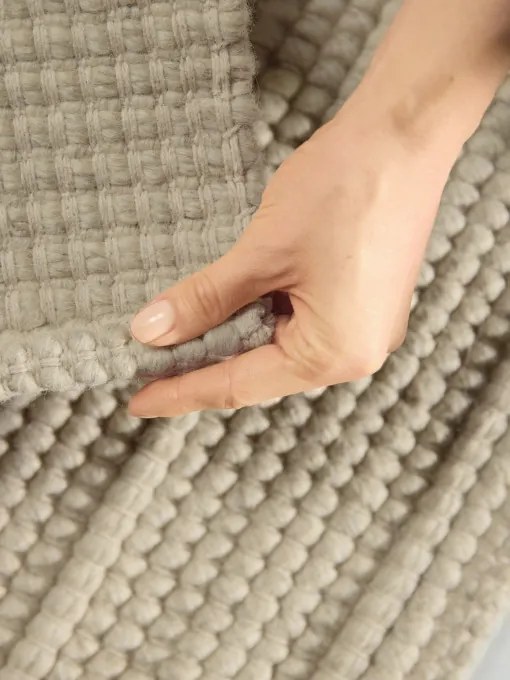 Koberec Ted Baker Camden Parker naturálny / biely