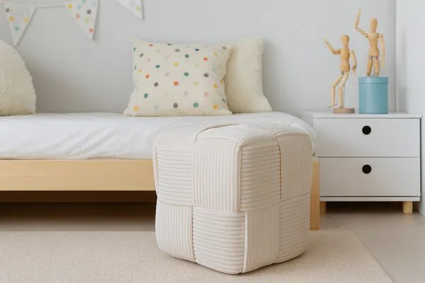 Taburetka CUBE biela PHO3852