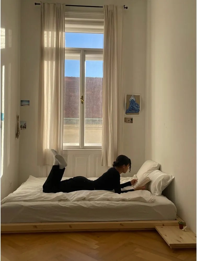 Dvojlôžková posteľ z borovicového dreva s roštom 180x200 cm Dock – Karup Design