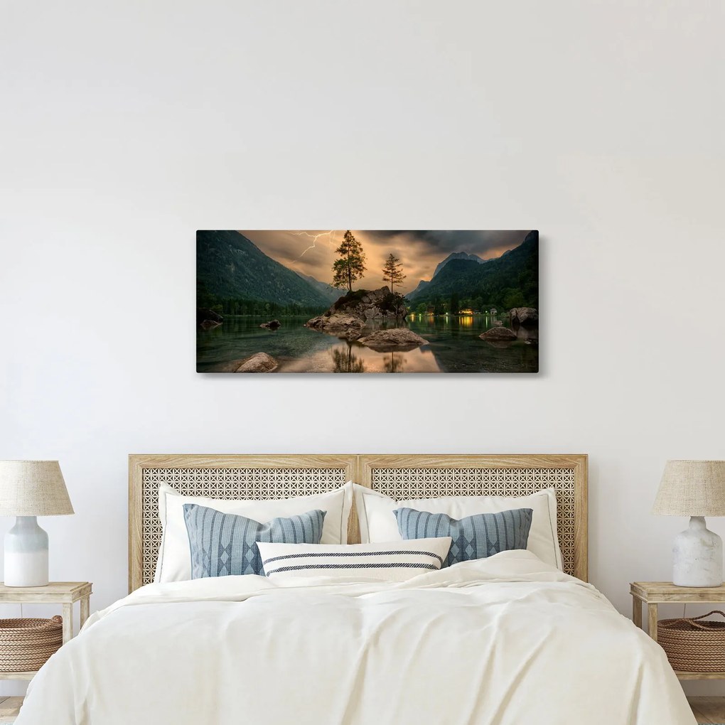 Obraz - jazero v horách (120x50 cm)