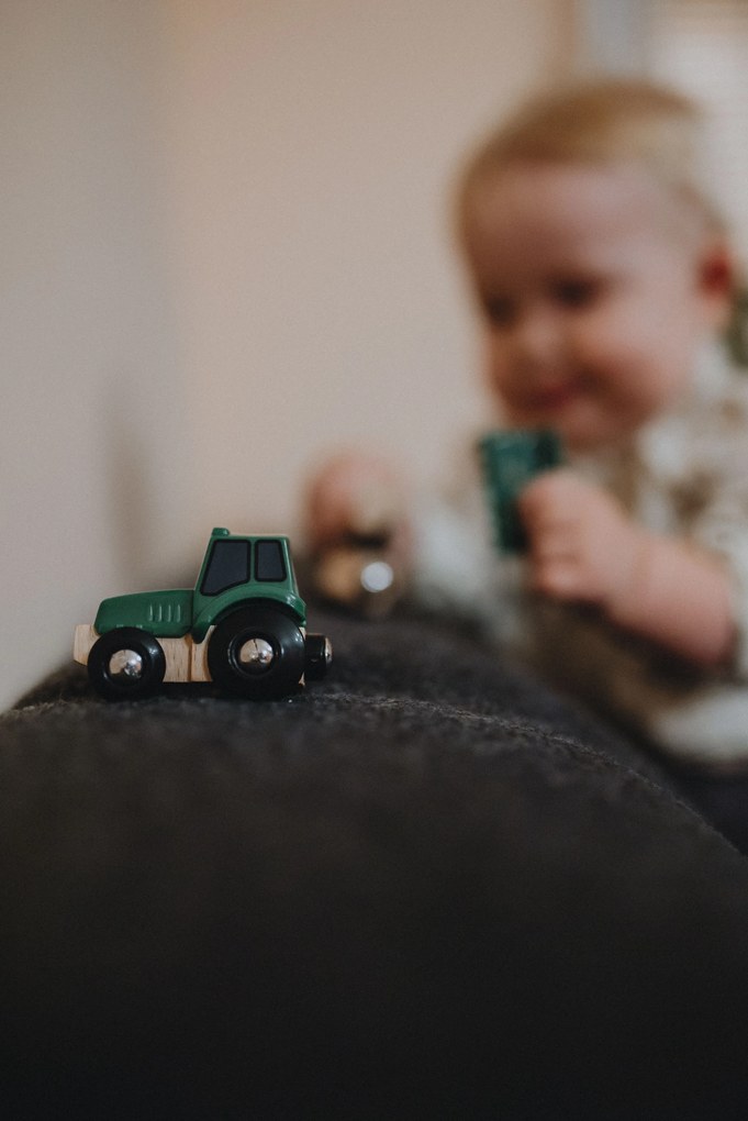 Brio – Traktor s prívesom a nákladom