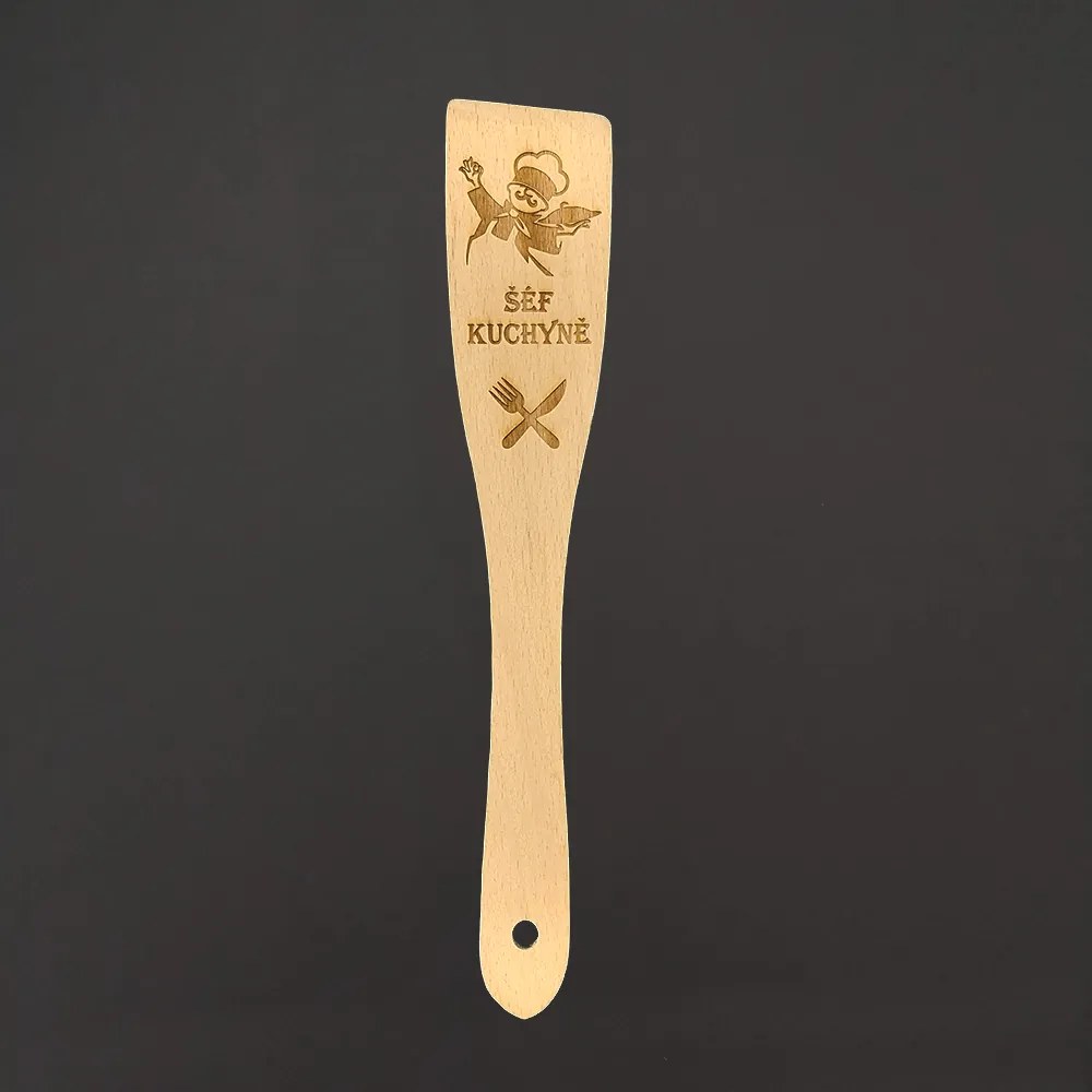 AMADEA Drevená obracačka buk text "šéf kuchyne", masívne drevo, dĺžka 30 cm, český výrobok