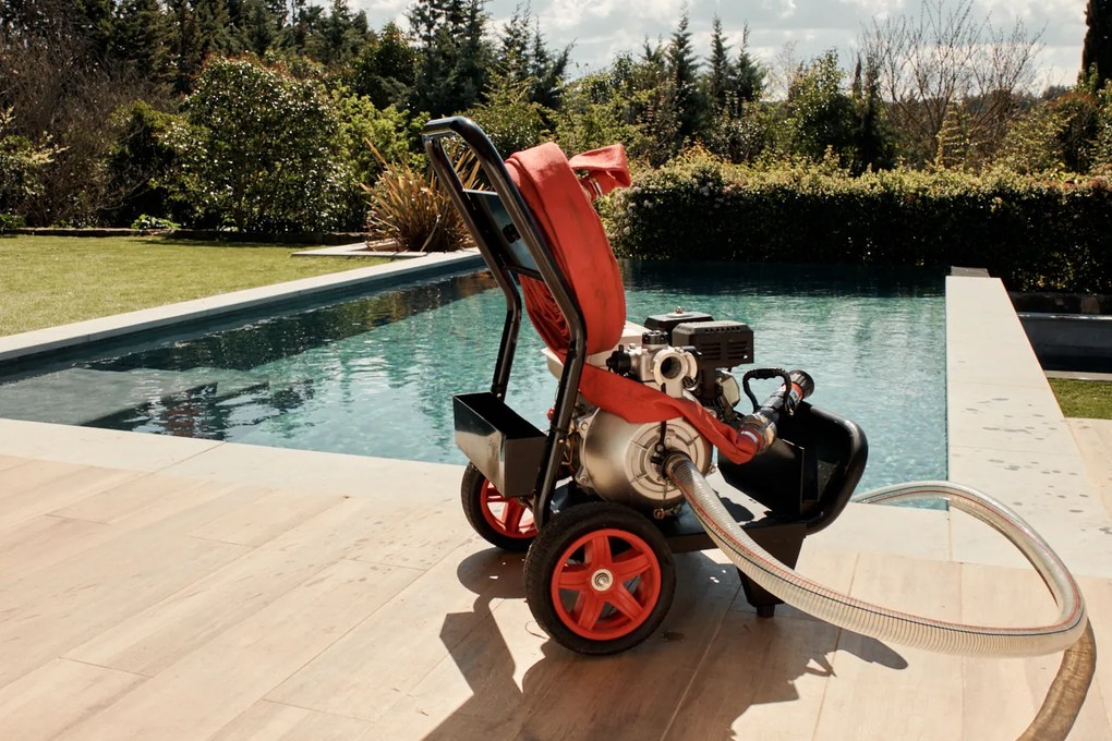 Poolex Pool Sam - protizáplavové a hasiace motorové čerpadlo