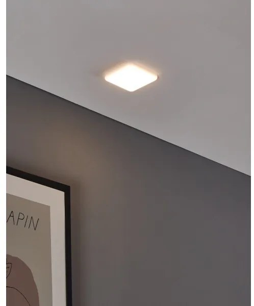 Eglo 900967 - LED Kúpeľňové podhľadové svietidlo RAPITA 5,5W/230V 10x10 cm IP65
