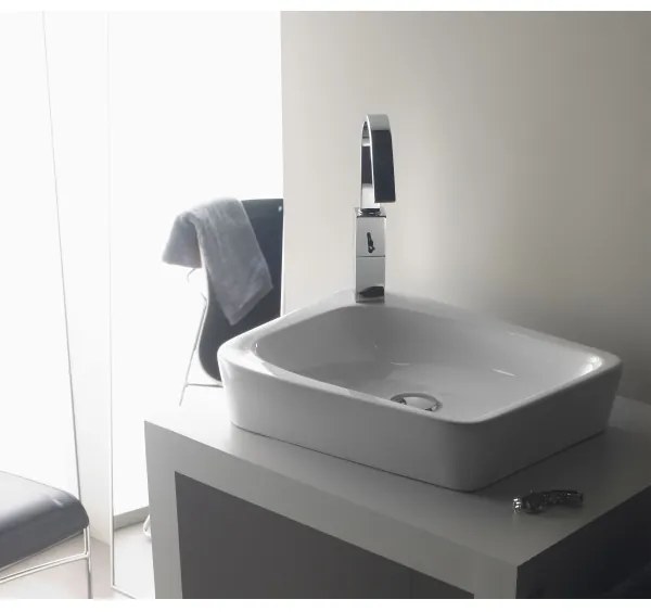 Bathco 4001 - Umývadlo na dosku ARAGON 50 x 40,5 cm porcelán/biela