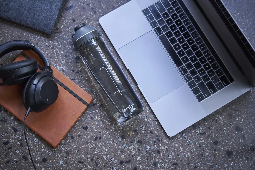 Hydratačná fľaša Contigo Cortland 720 ml - dymová