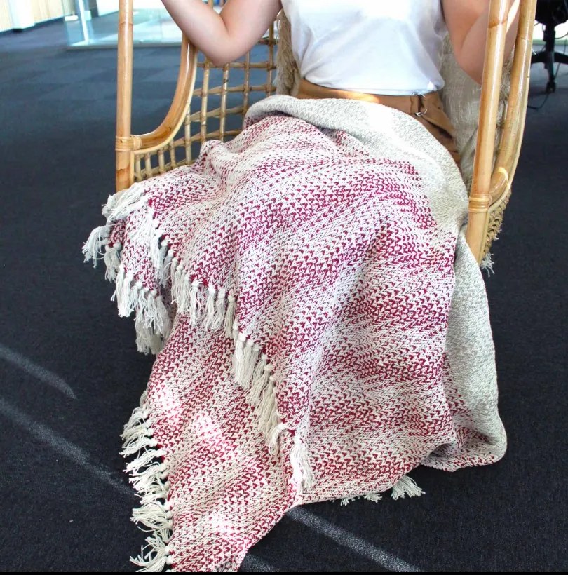 Boho Pohodlný Prehoz - 125 x 150 cm - Rubínová Dvojfarebná 1 ks