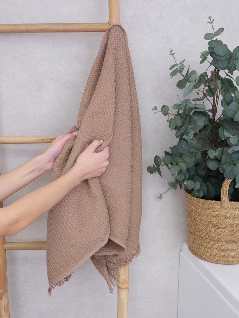 Vaflová osuška 100 × 150 cm ‒ Florencia Mocha Mousse