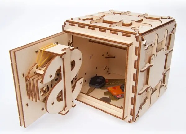 Ugears - 3D drevenené mechanické puzzle Trezor