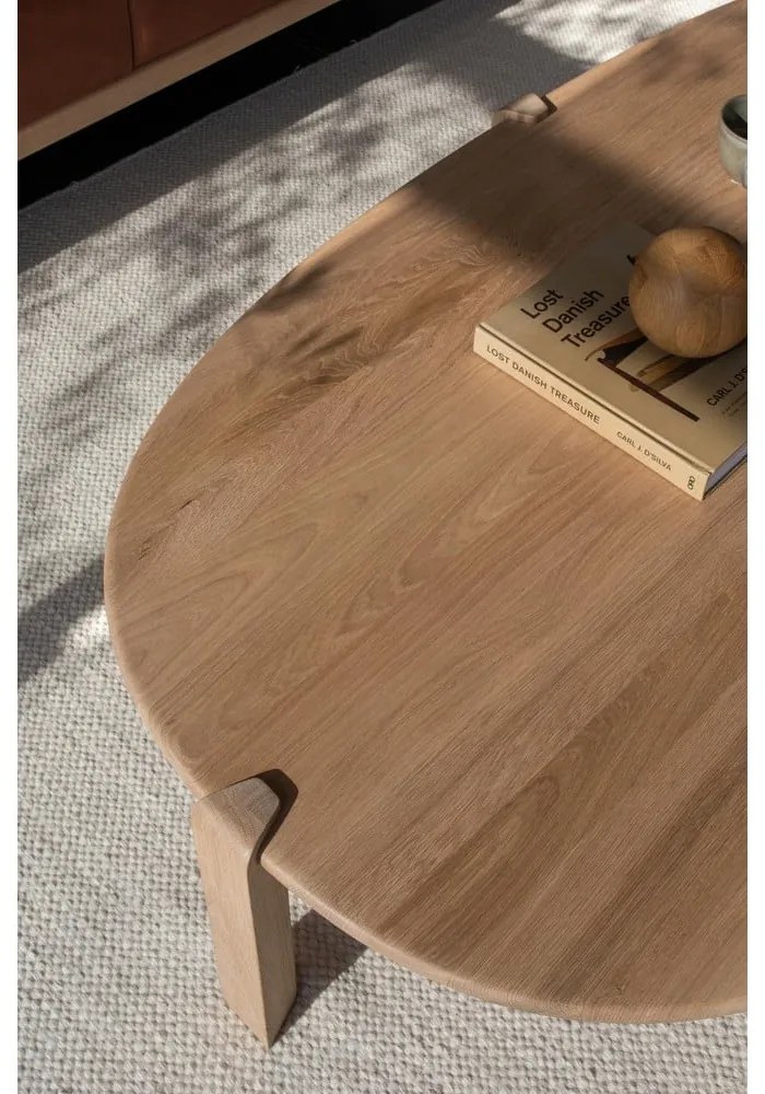 Konferenčný stolík z dubového dreva v prírodnej farbe 100x180 cm Kulin – Gazzda