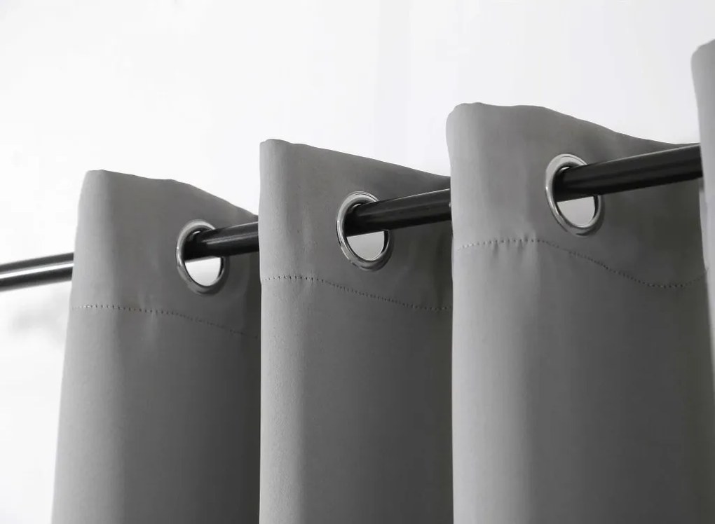 Svetlosivý záves OXFORD 140x270 cm Zavesenie: Riasiaca páska