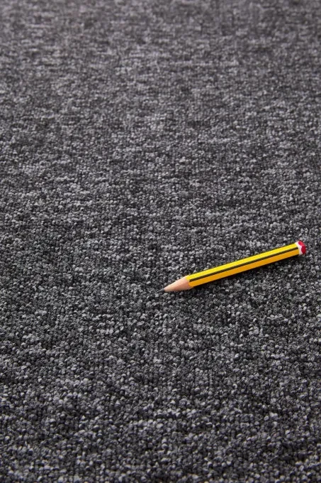 Metrážny koberec Condor Solid 278