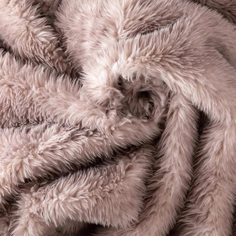 Baránková deka EMANUELA 140 x 200 cm