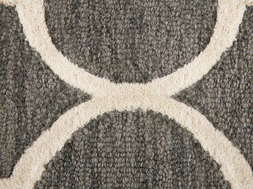 Bavlnený koberec 140 x 200 cm sivý YALOVA Beliani