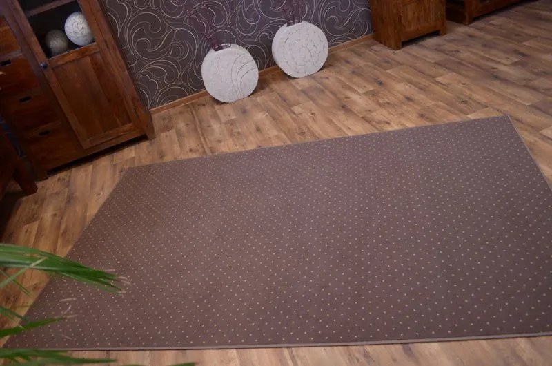 Metrážny koberec AKTUA 144 hnedý