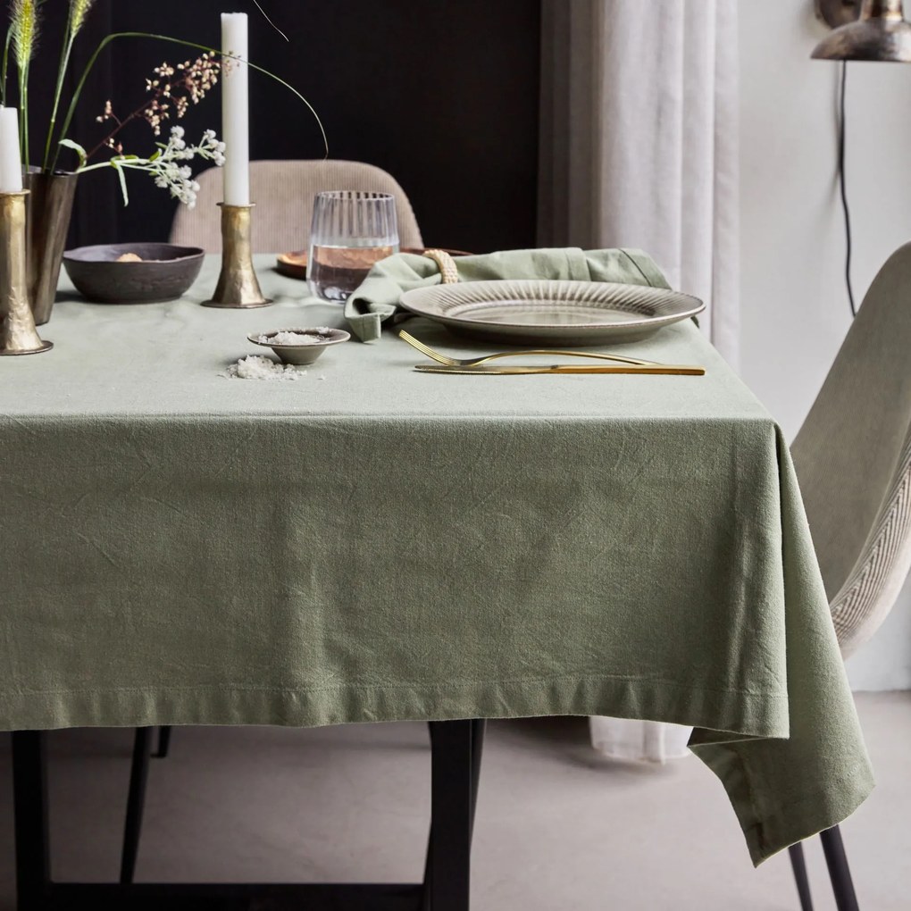 House Doctor Bavlnený obrus Real Olive Green 240 × 140 cm
