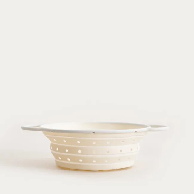 Silikónový cedník MOLLIS krémový 775932