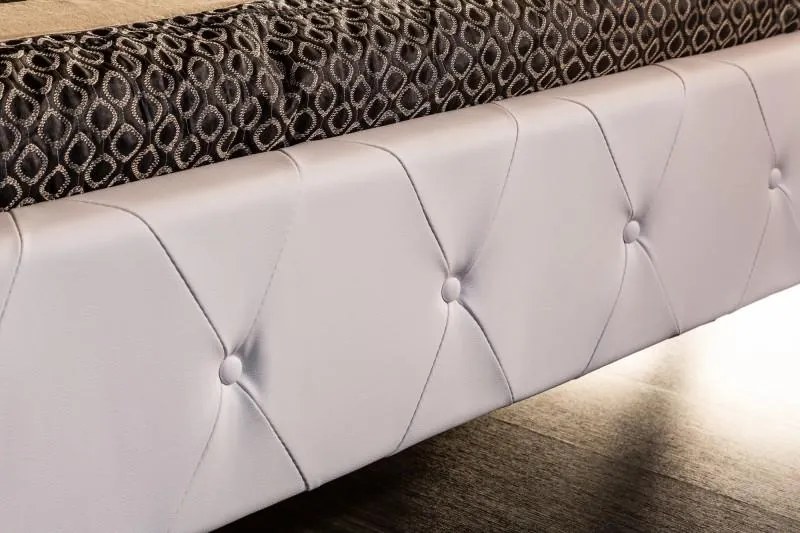 Nemecko -  Manželská posteľ Chesterfield EXTRAVAGANCIA 180x200 cm biela