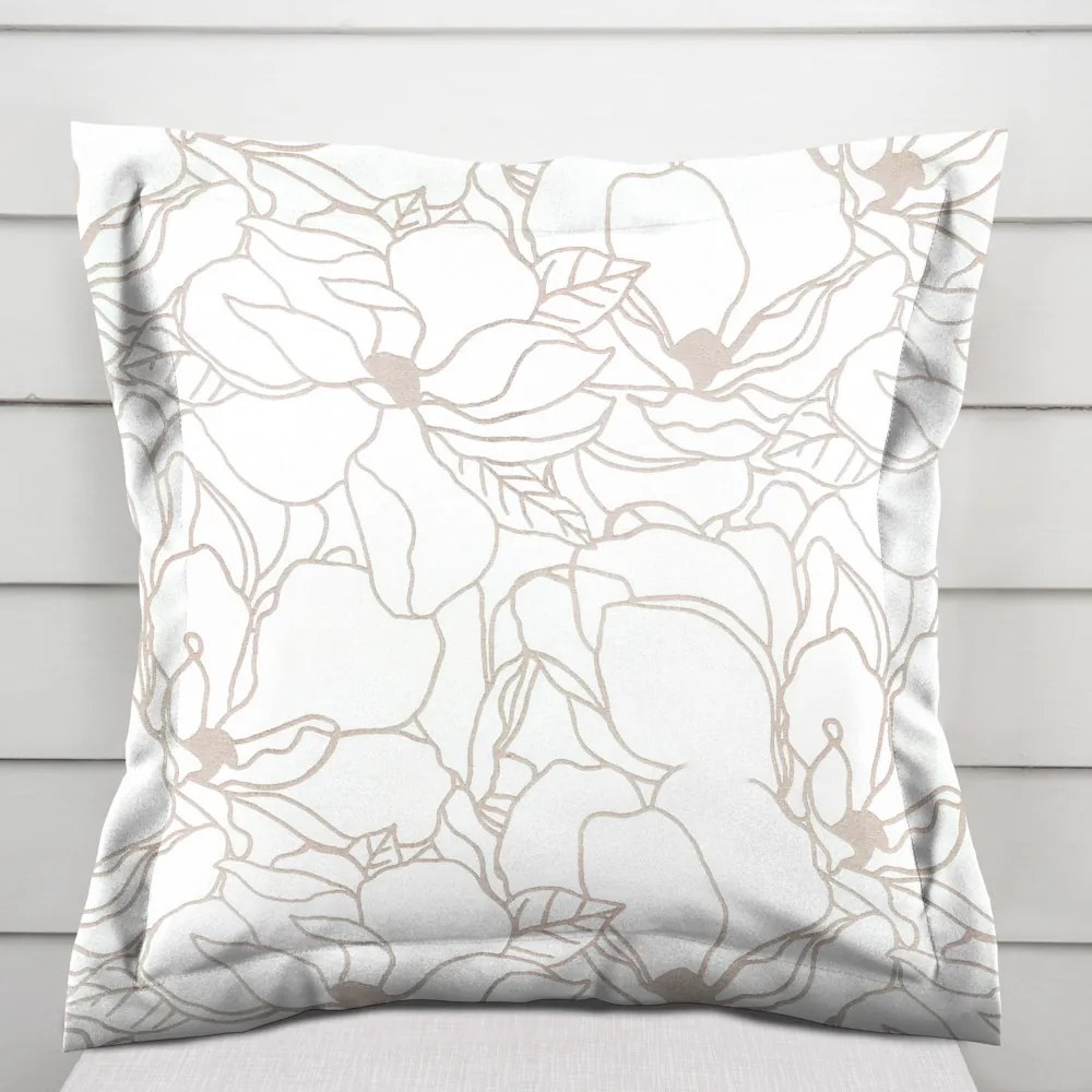 Biante Bavlnená obliečka na vankúš s lemom Sandra SA-268 Béžové designové kvety na bielom 30 x 50 cm