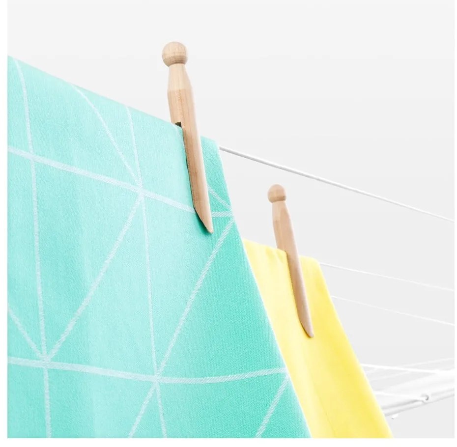 Vonkajší sušiak na bielizeň v striebornej farbe 50 m Lift-o-Matic Advance – Brabantia