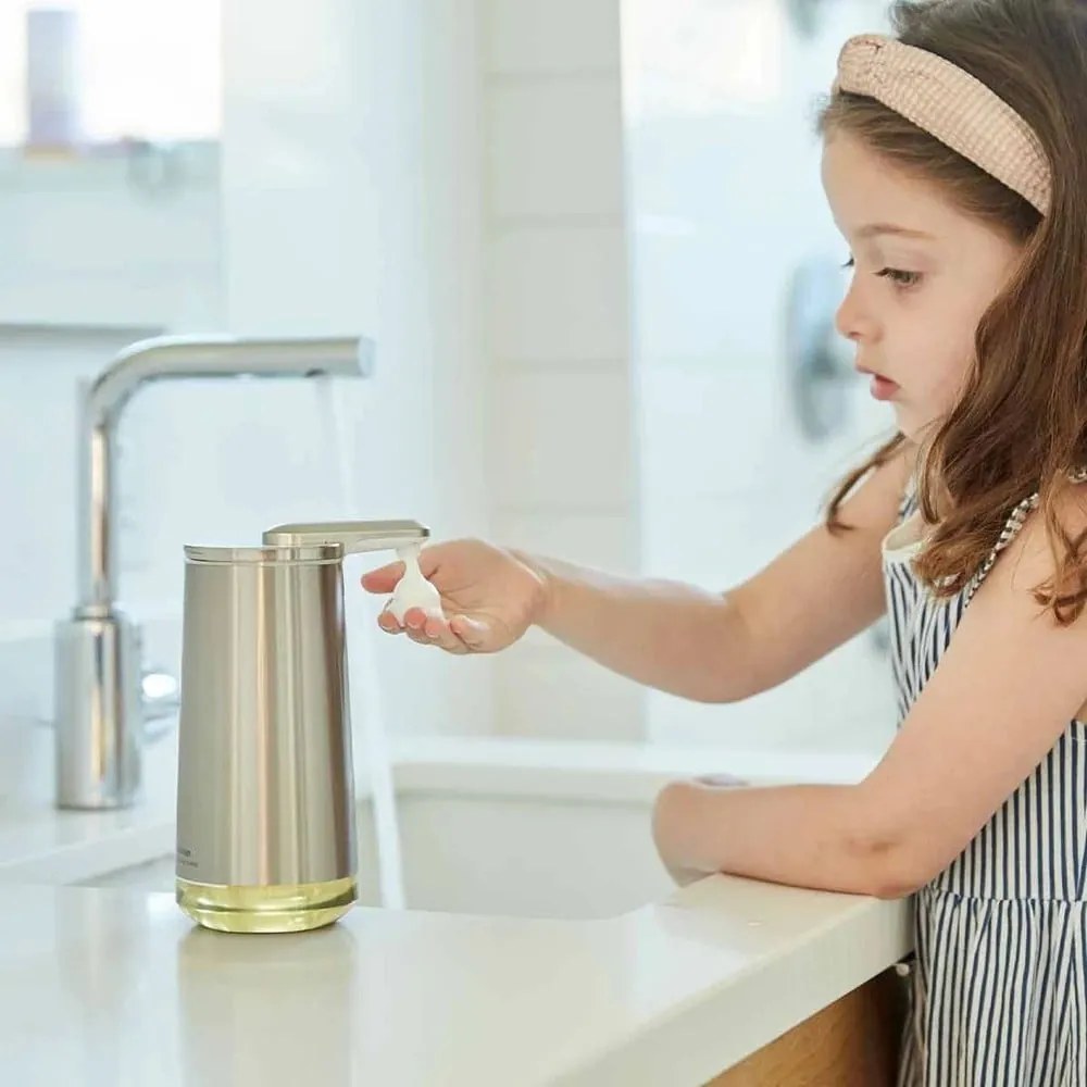 Sivý automatický oceľový dávkovač mydla 266 ml - simplehuman