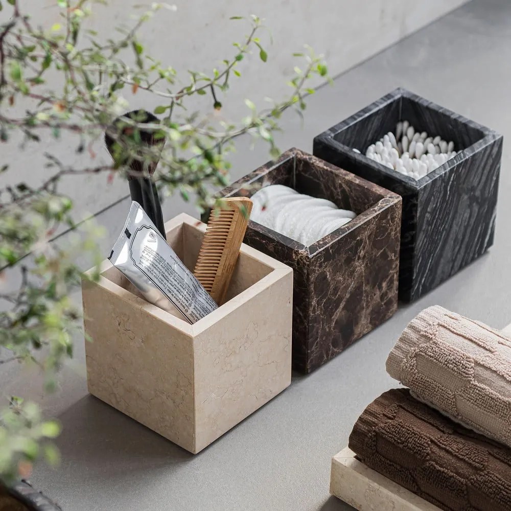 Tmavohnedý mramorový kúpeľňový organizér na vatové tampony Marble – Mette Ditmer Denmark