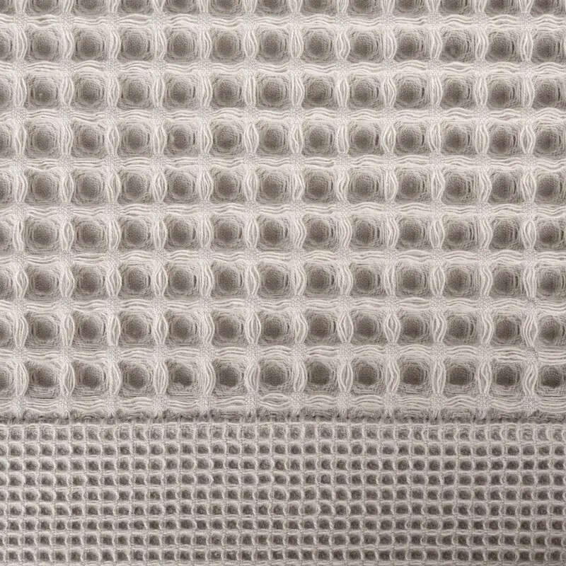 Dekorstudio Bavlnený uterák MELO v striebornej farbe Rozmer uteráku: 70x140cm