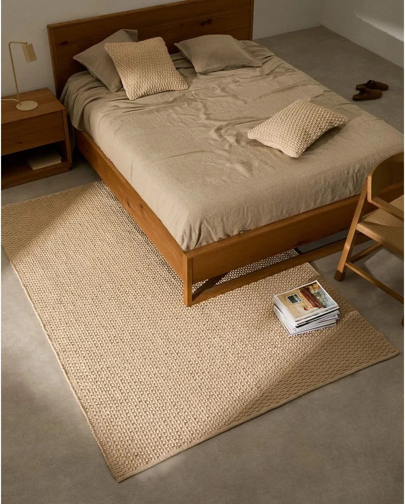 Krémový ručne tkaný koberec s prímesou bavlny 160x230 cm Mascarell – Kave Home