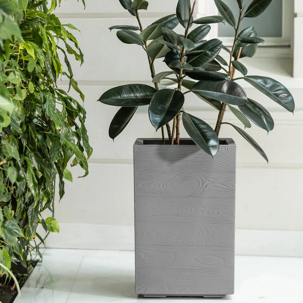 PLASTOVÝ KVETINÁČ NA KOLIESKACH BETONIQUE ECO 60X40X40 CM DREVENÝ DEKOR SIVÁ