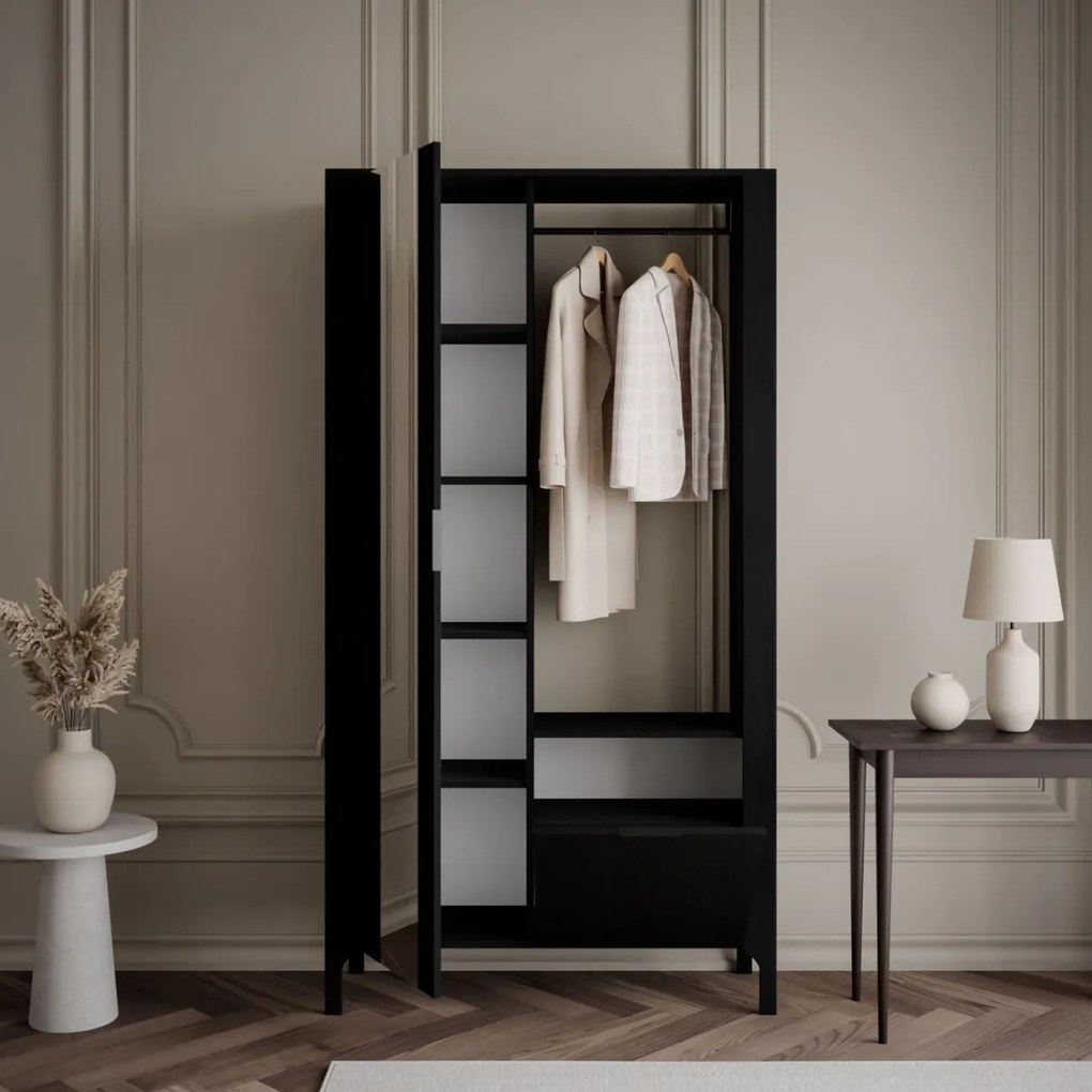 PREDSIEŇOVÁ STENA SALOME ČIERNA