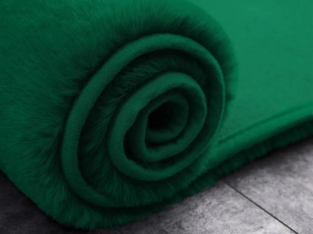 TZ Zelený obdĺžnikový koberec Rabbit Rozmer: 120x160 cm