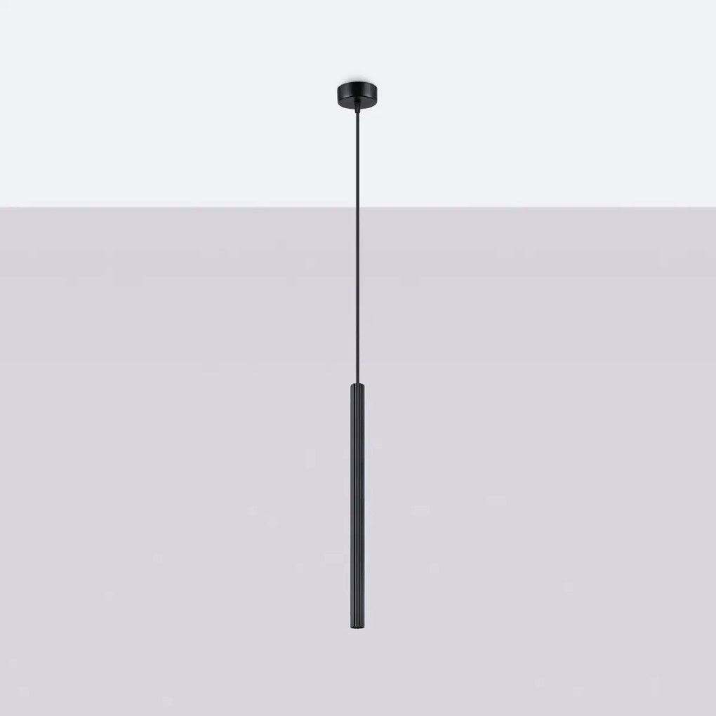 Závesné svietidlo Arche, 1x čierne kovové tienidlo