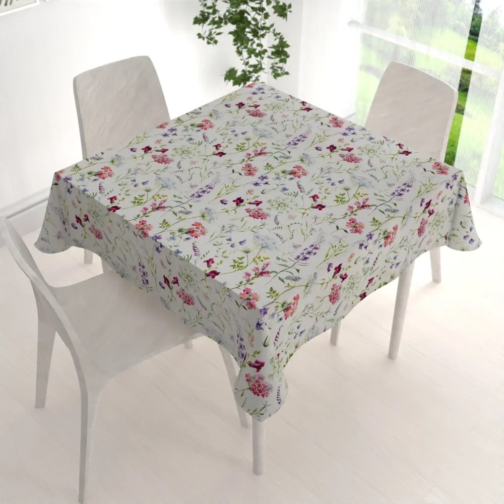 Biante Dekoračný štvorcový obrus PML-098 Lúčne kvietky na smotanovom 110x110 cm