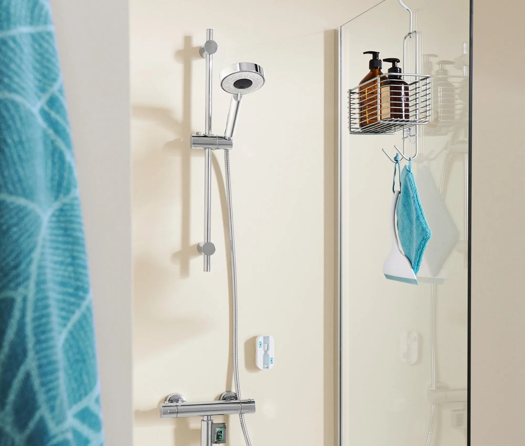 Závesný regál do sprchy