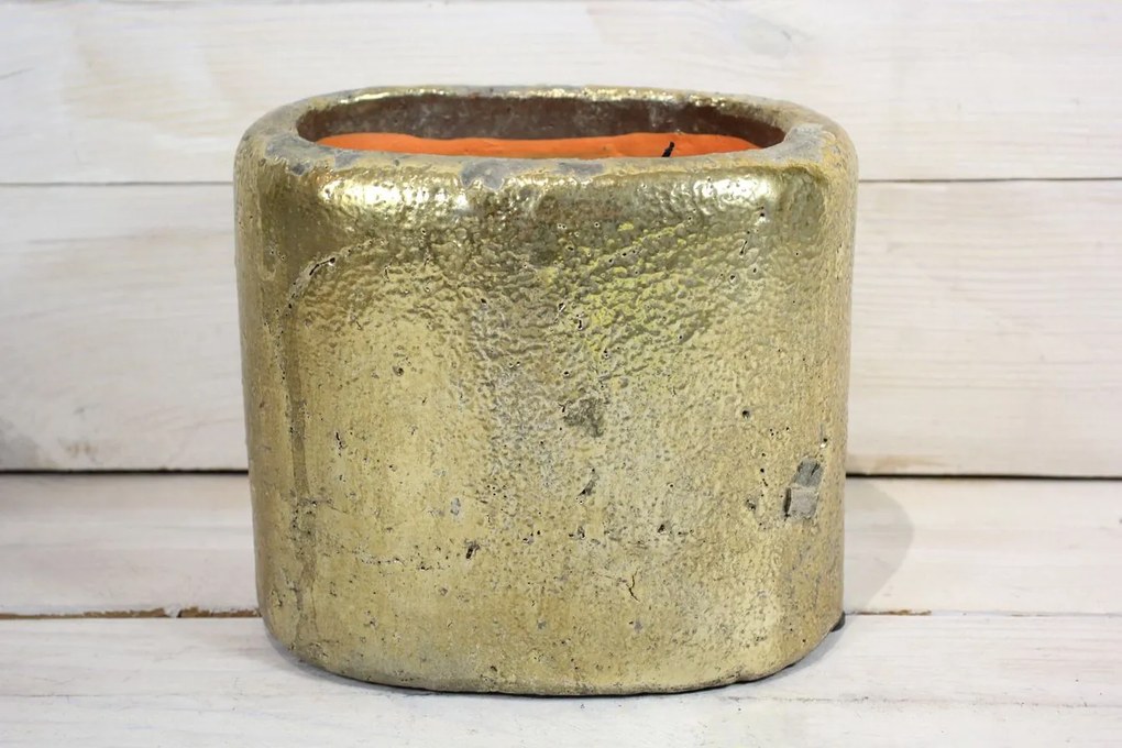 Betónová váza - zlatá (v. 15 cm) - moderný štýl
