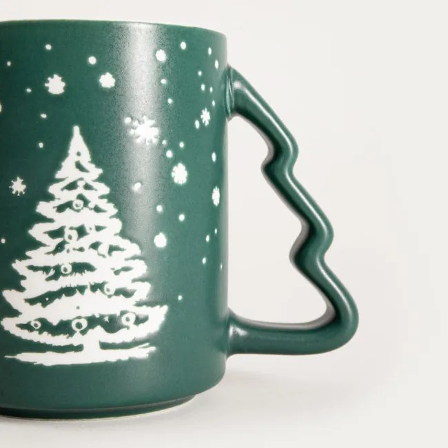Hrnček TINSELIA zelený s uškom v tvare vianočného stromčeka 761621 400 ml