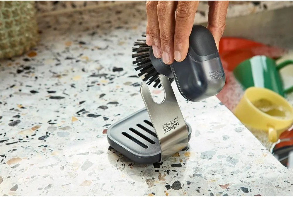 Kefa na riad so zásobníkom SinkTech – Joseph Joseph