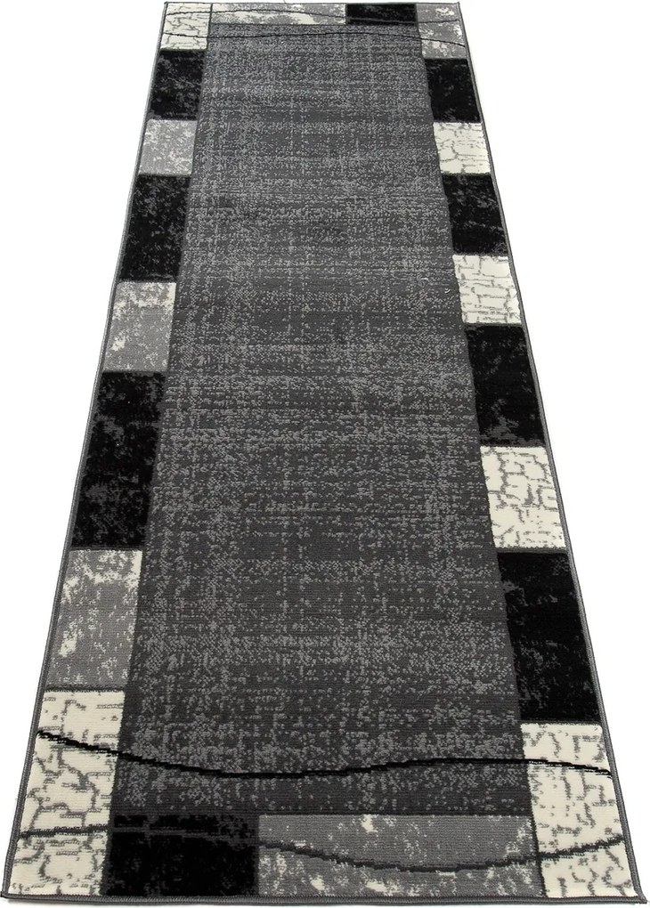 TA Koberec K872A TMAVO SIVÁ LACNÁ PP CRM Rozmer: 80x300 cm