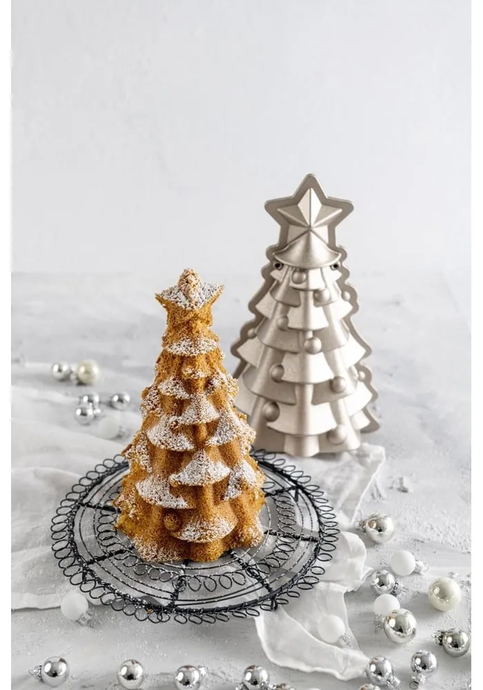 Béžová hliníková forma na pečenie Dr. Oetker White Christmas Baking, 16 x 26 cm
