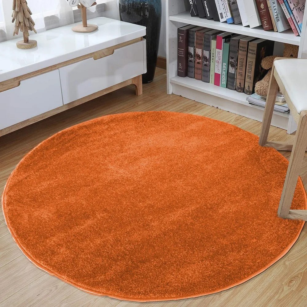 Okrúhly koberec oranžovej farby Šírka: 100 cm | Dĺžka: 100 cm