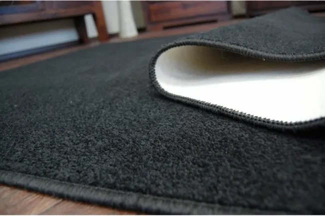 Behúň TRENDY čierny