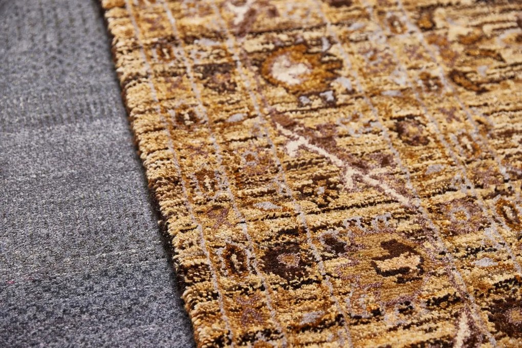 Diamond Carpets koberce Ručne viazaný kusový koberec Babylon DESP HK20 Camel Mix - 80x150 cm